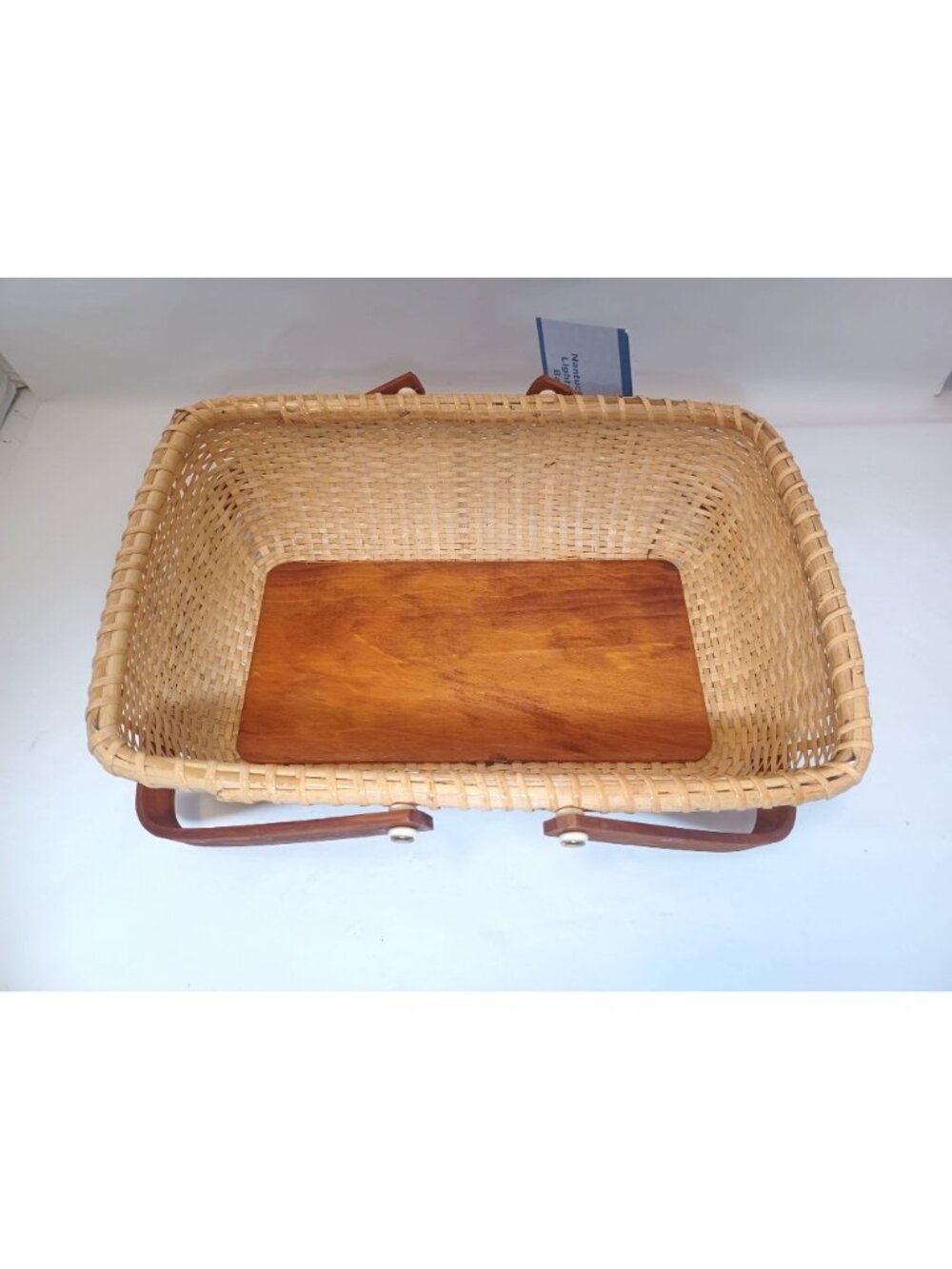 Vtg handcrafted Nantucket Gathering Basket Double Swing Handles 14”x10”x4” NOS N - Picture 12 of 12
